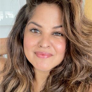 Meet your Posher, Nitika